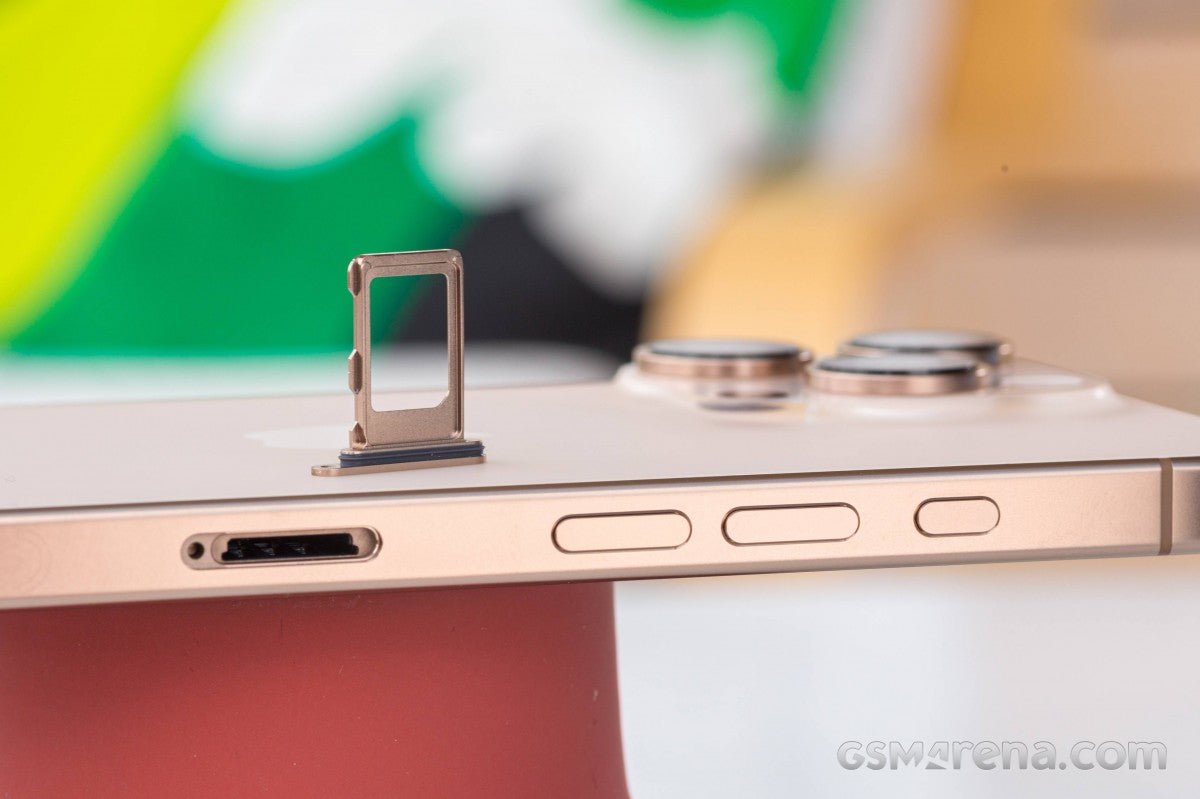 Apple, iPhone'lar için katı hal haptik düğmeler üzerinde hala çalışıyor gibi görünüyor - Tekno Muaz