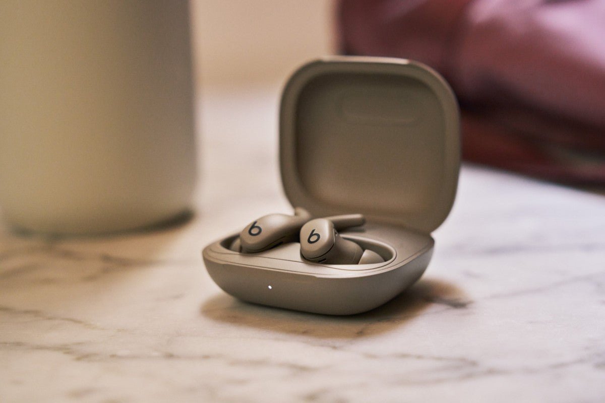 Beats, kanat ucu tasarımıyla Powerbeats Fit'i piyasaya sürüyor - Tekno Muaz