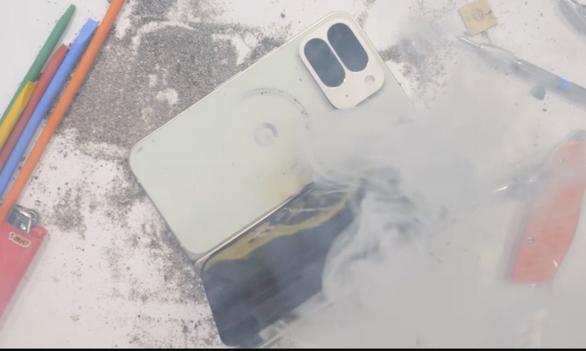 Google Pixel 10 Pro Fold'un bataryası aşırı dayanıklılık testi sırasında patladı - Tekno Muaz