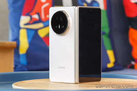 Honor, Samsung ve Apple ile rekabet etmek için geniş katlanabilir bir cihaz üzerinde de çalışıyor