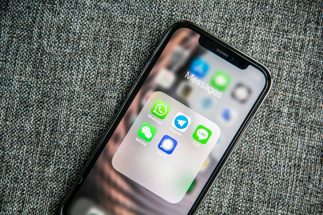 Apple artık iOS üzerinden WeChat uygulamaları ve oyun satın alımlarından %15 alacak.