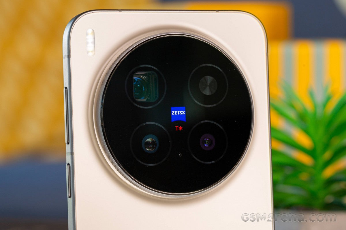 vivo X300 Max Çin'de sertifikalandırıldı, özellikler ortaya çıktı