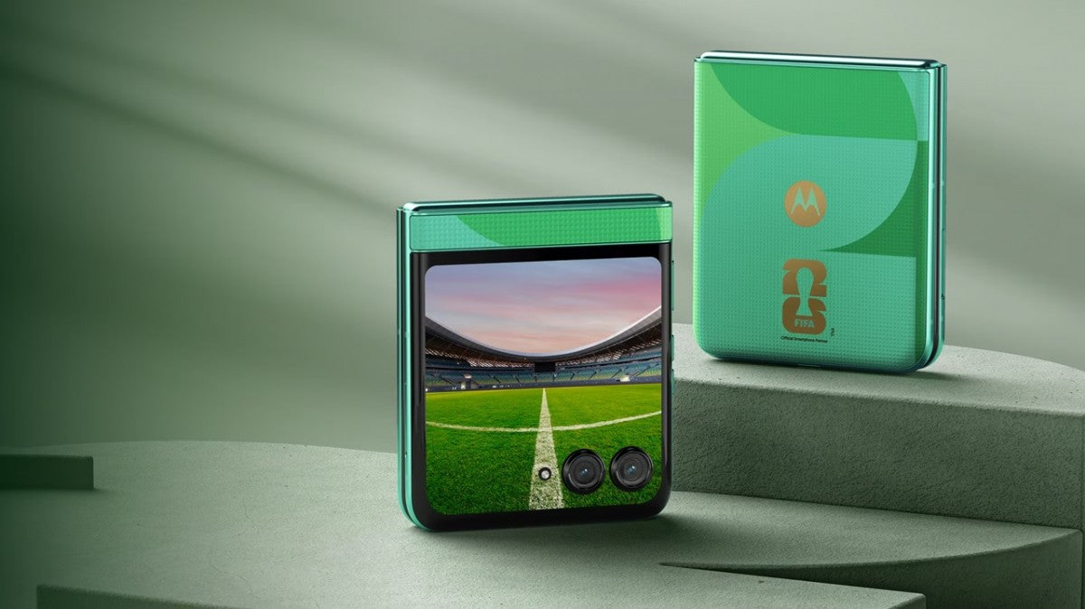 Motorola, iki tane daha FIFA temalı akıllı telefon piyasaya sürmeye hazırlanıyor