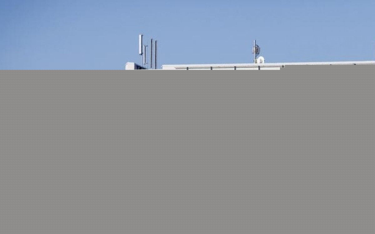 Qualcomm, kurumsal kullanım için entegre RFID özellikli Dragonwing Q-6690 yonga setini duyurdu.
