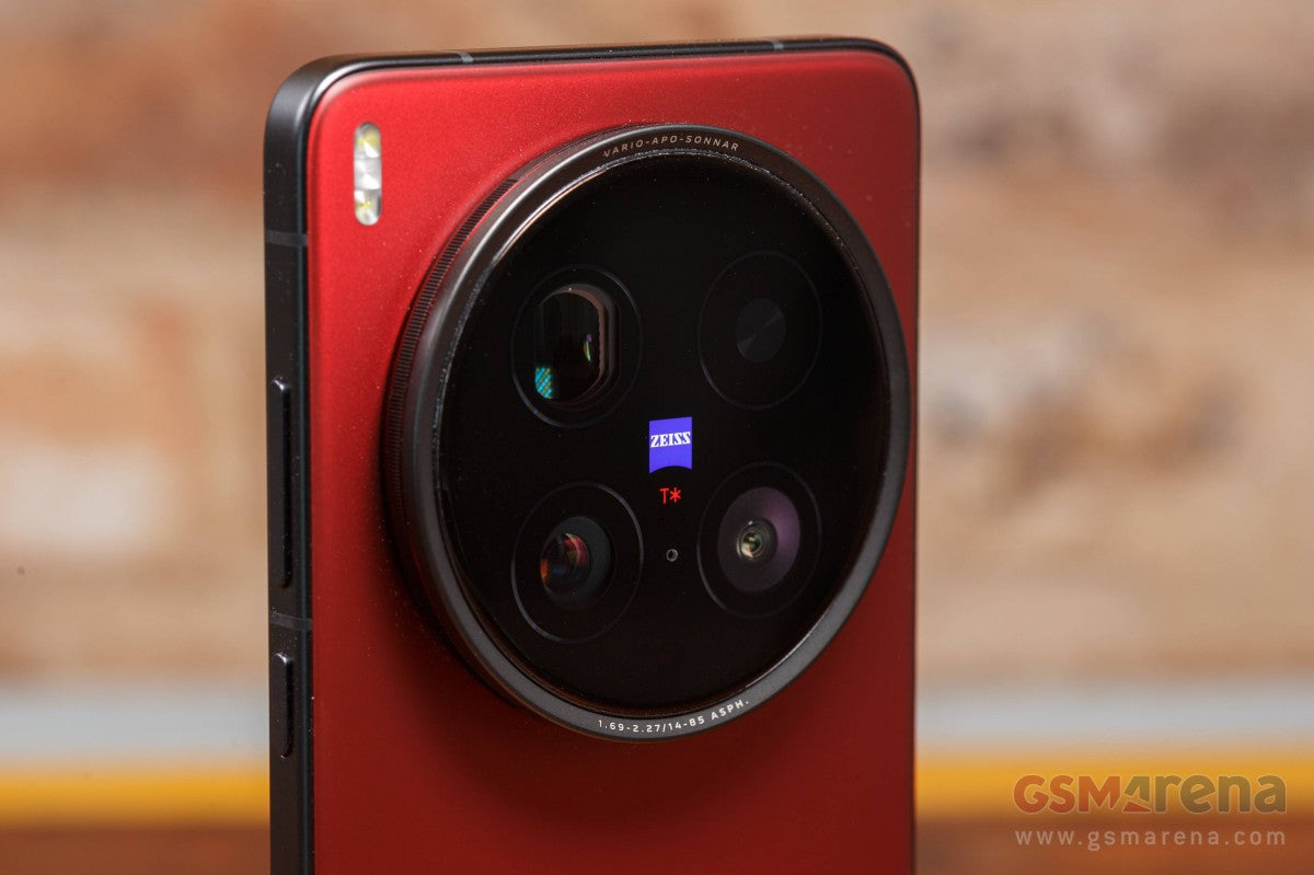 vivo X300 Ultra'nın geliştirilmiş gece fotoğrafçılığı sunacağı iddia ediliyor