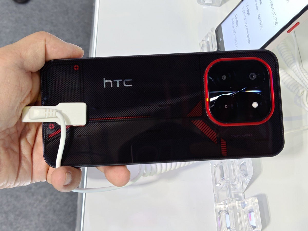 HTC'nin oyun telefonu, yeni Wildfire serisi GITEX 2025'te sergilendi. - Tekno Muaz