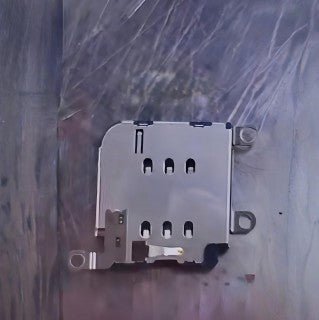 iPhone 17 Pro'nun fiziksel SIM kart yuvasının sızdırılan görüntülerde olduğu iddia ediliyor - Tekno Muaz