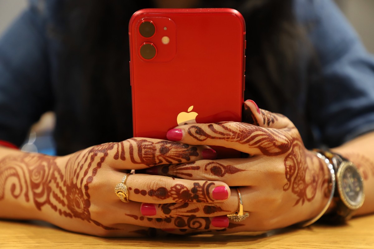 Apple, Hindistan'da iPhone Üretimini Artırıyor