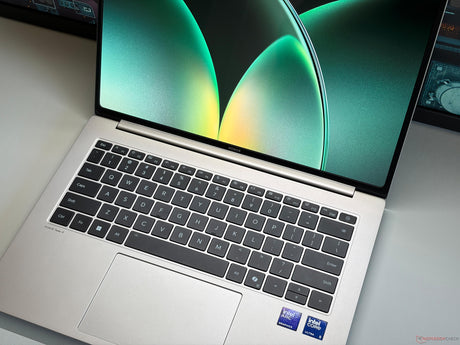 Honor MagicBook Pro 14 ve MacBook Pro 14 M5 Karşılaştırması
