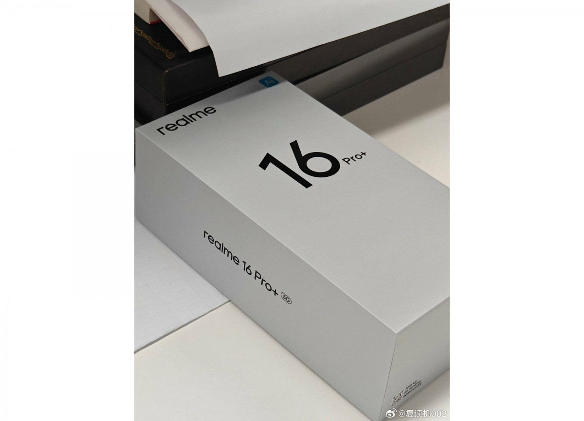 Realme 16 Pro+ kutusu sızıntısı, periskop telefoto kamerası dedikodusu tekrar gündemde - Tekno Muaz