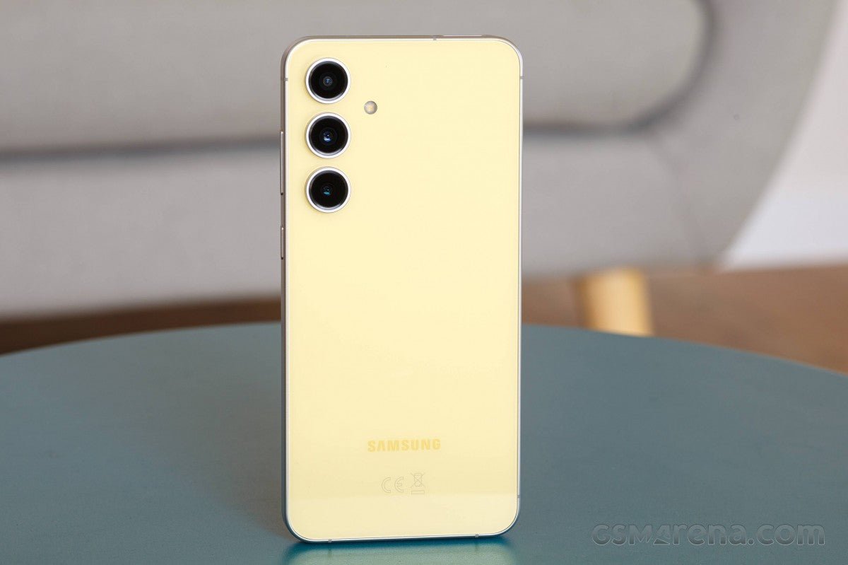 Samsung Galaxy S24 FE, One UI 8 kararlı güncellemesini alıyor - Tekno Muaz