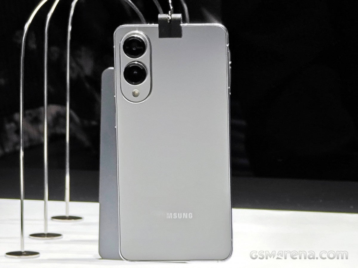 Samsung, Galaxy S25 Edge'in ince yapısına rağmen kırılgan olmayacağını vaat ediyor - Tekno Muaz