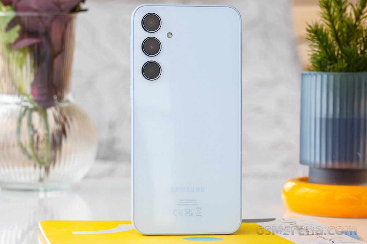 Samsung Galaxy Wide 8 ve Galaxy A35 için One UI 8 kararlı güncellemesi şimdi dağıtılmaya başlandı - Tekno Muaz