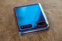 Samsung Galaxy Z Flip7'nin kenardan kenara kapak ekranı, One UI 8 sızıntısında doğrulandı - Tekno Muaz